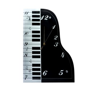Годинник на стіну у формі Роялю