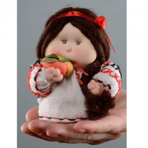 Кукла Маленькая Мери