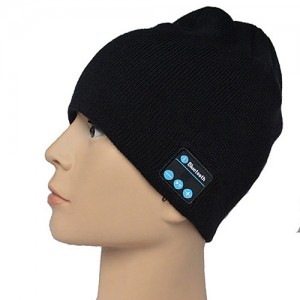 Зимняя шапка со встроенной Bluetooth-гарнитурой