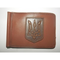 Коричневый кожаный зажим для денег Тризуб с вшитой пружиной, 968-07-04, Handmade - Купить в интернет-магазине Darilka.com.ua
